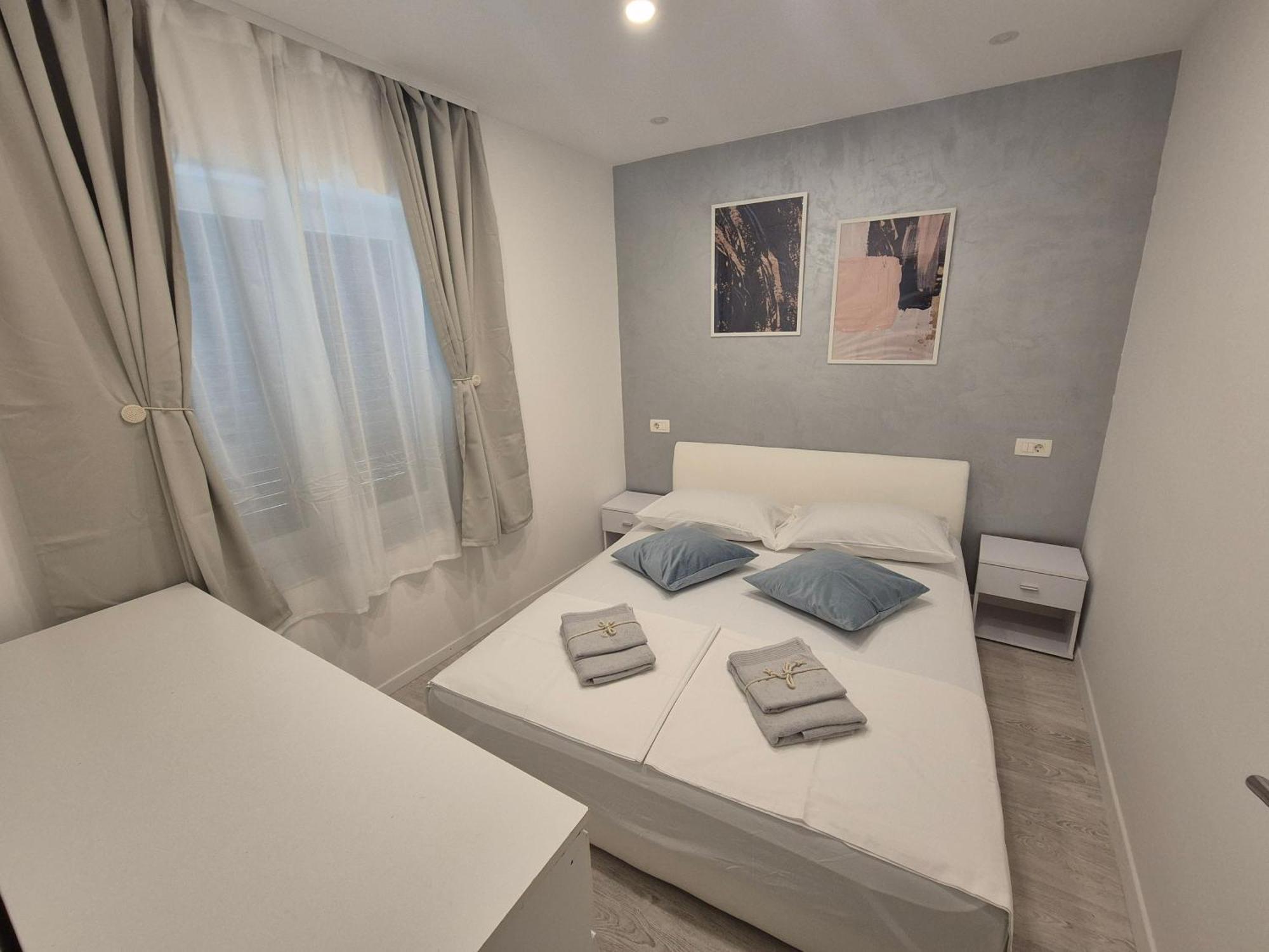 Apartment Rika Omiš Екстериор снимка